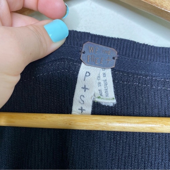 Free People Black Rainbow Thermal Waffle Knit Embroidered Henley Top Size Small - Picture 5 of 12